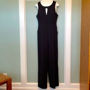 BCBG MaxAzria Sleeveless Keyhole Jumpsuit, size 6